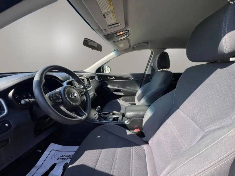 2016 Kia Sorento L