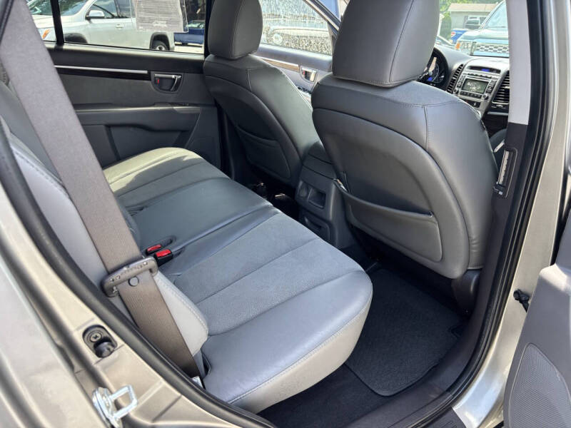 2012 Hyundai Santa Fe SE