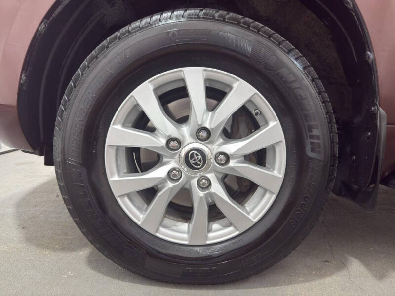 2019 Toyota Land Cruiser