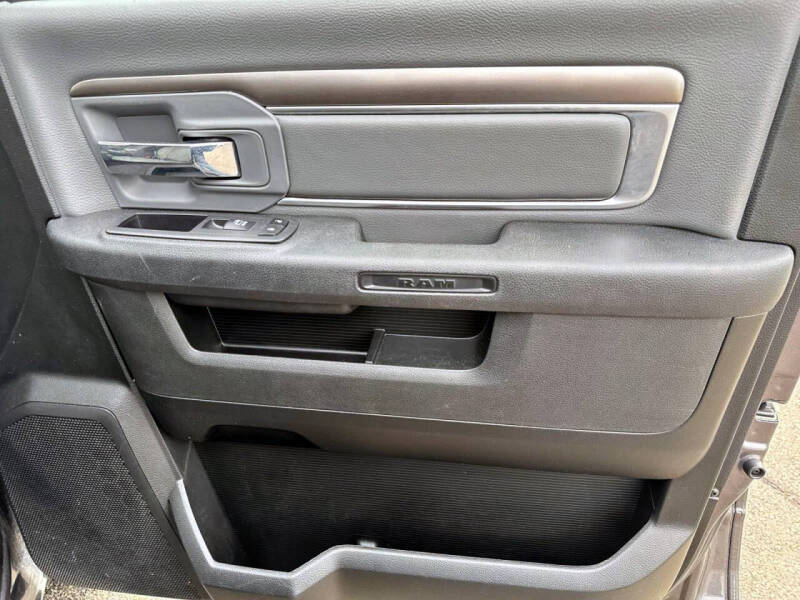 2024 RAM 1500 Classic