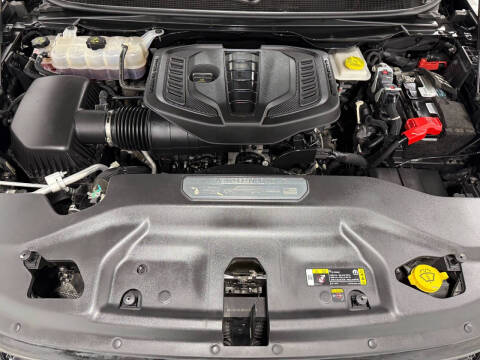 2024 Jeep Wagoneer Carbide