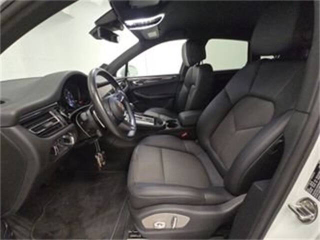 2022 Porsche Macan S