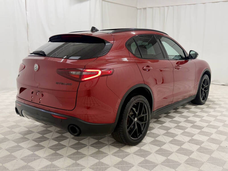 2019 Alfa Romeo Stelvio Ti Sport