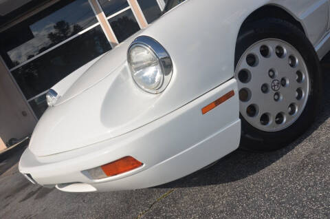 1991 Alfa Romeo Spider Veloce