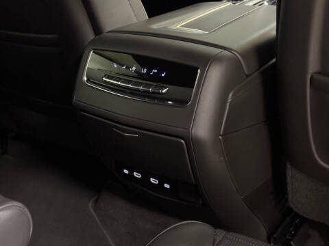 2023 Cadillac Escalade-V ESV