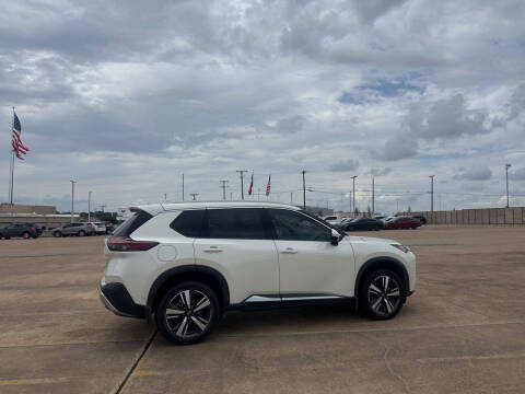 2022 Nissan Rogue Platinum