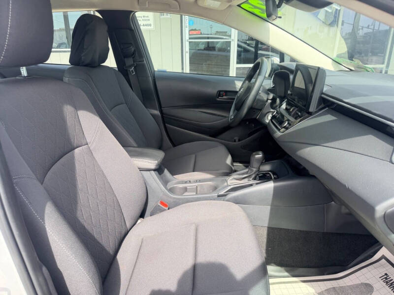 2023 Toyota Corolla LE