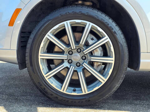 2017 Audi Q7 3.0T quattro Premium Plus