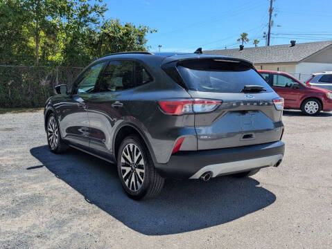 2020 Ford Escape Hybrid SE Sport