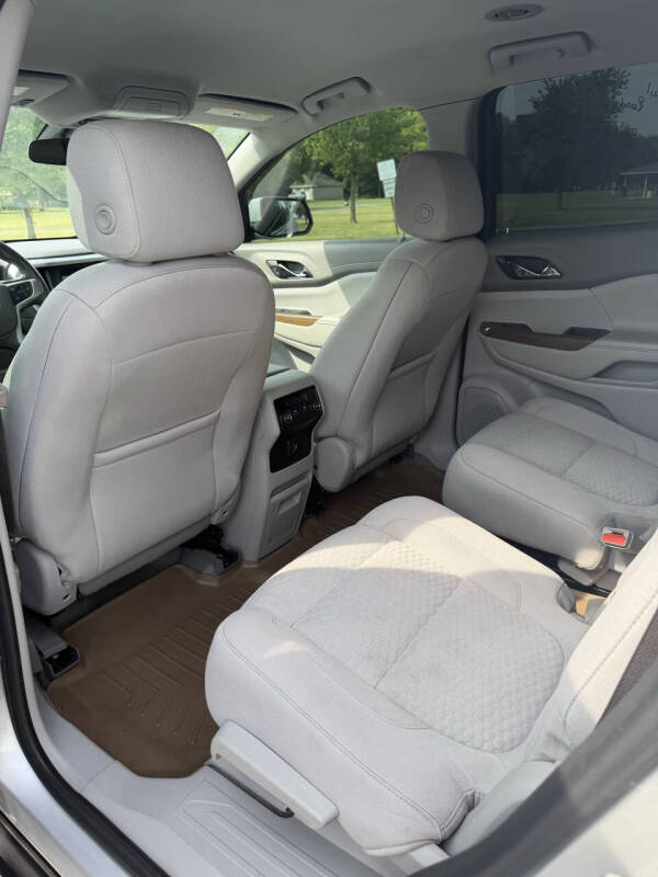 2019 GMC Acadia SLE-2