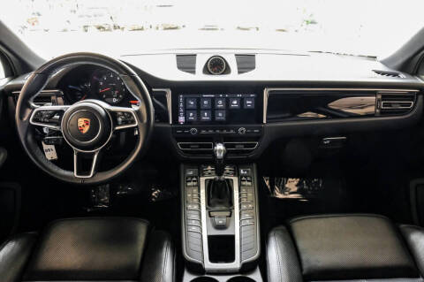 2020 Porsche Macan