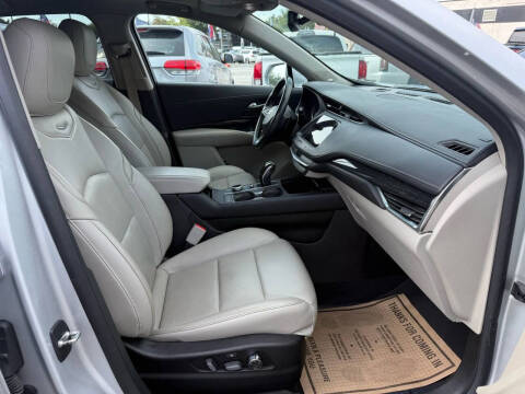 2019 Cadillac XT4 Premium Luxury