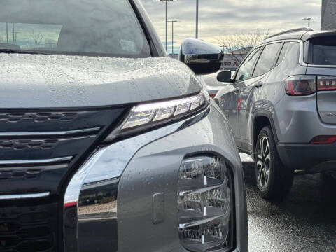 2025 Mitsubishi Outlander PHEV SEL Platinum Edition