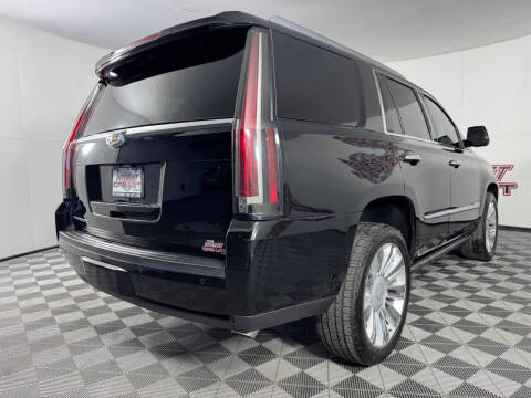 2016 Cadillac Escalade Platinum