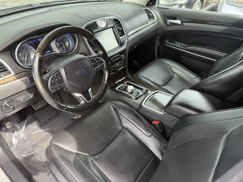 2016 Chrysler 300 C