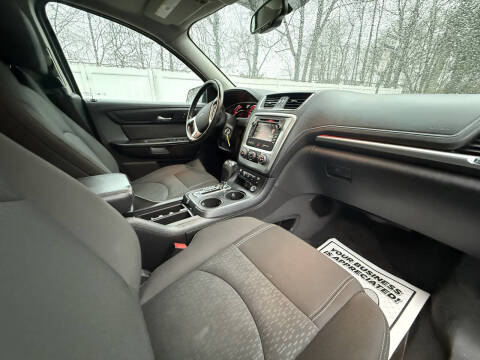 2016 GMC Acadia SLE-2