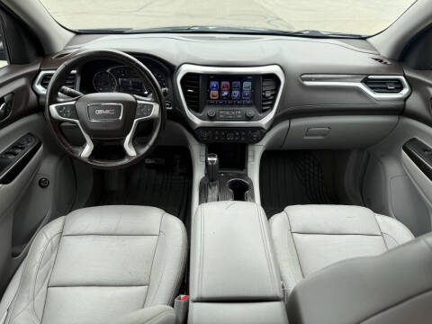 2017 GMC Acadia SLT-1