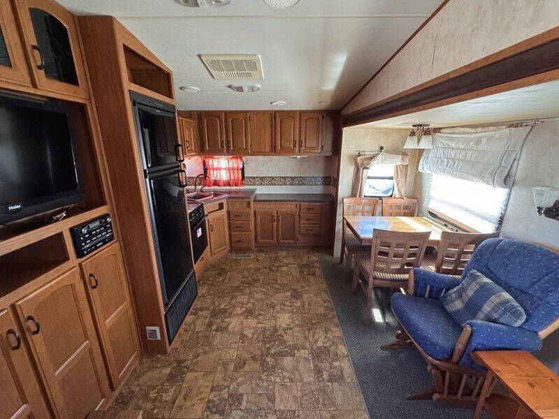 2011 Crossroads RV Cruiser Aire