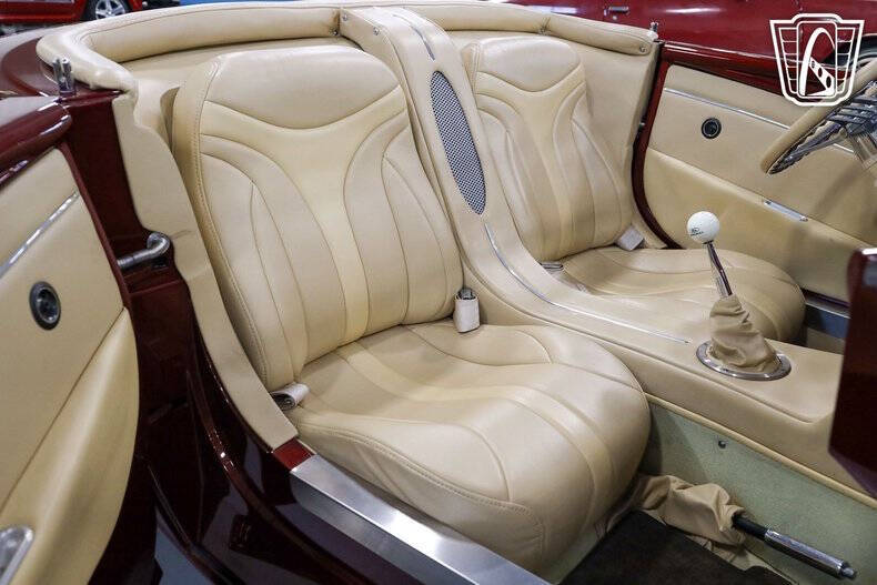 1933 Ford Roadster