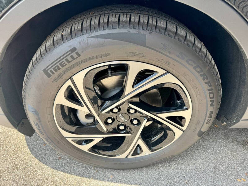 2025 Lincoln Nautilus Hybrid Premiere