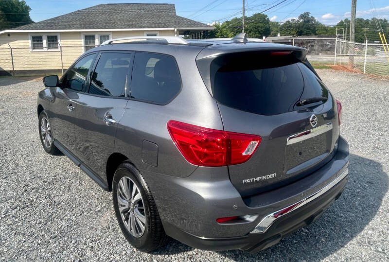 2019 Nissan Pathfinder SL - Photo 12