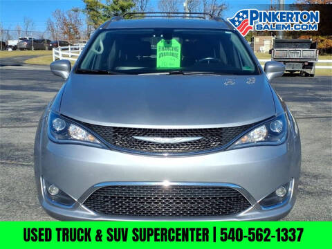 2020 Chrysler Pacifica Touring L