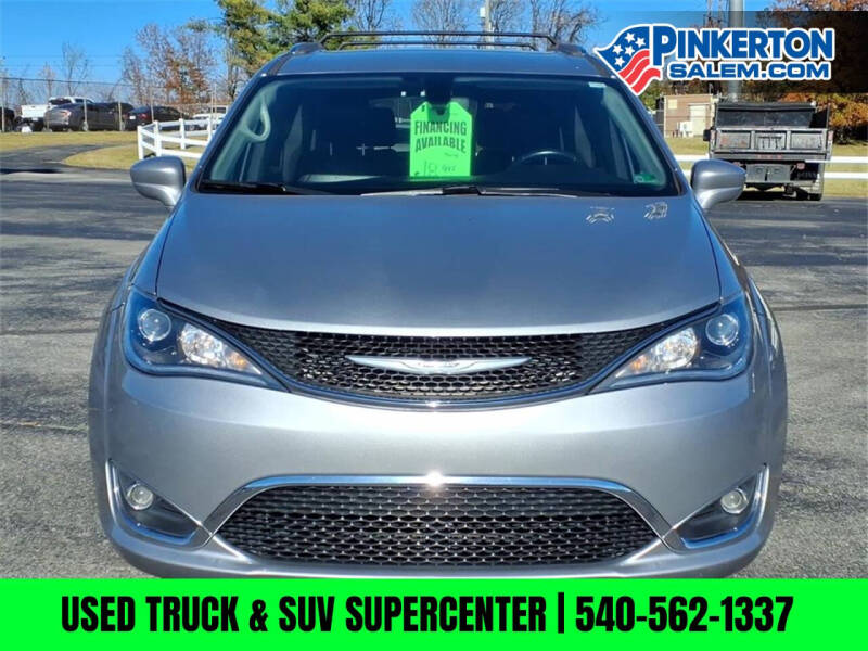 2020 Chrysler Pacifica Touring L