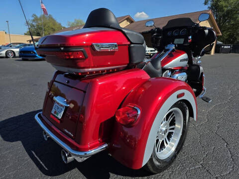 2019 Harley-Davidson FLHTCUTG TRI GLIDE ULTRA CLASS