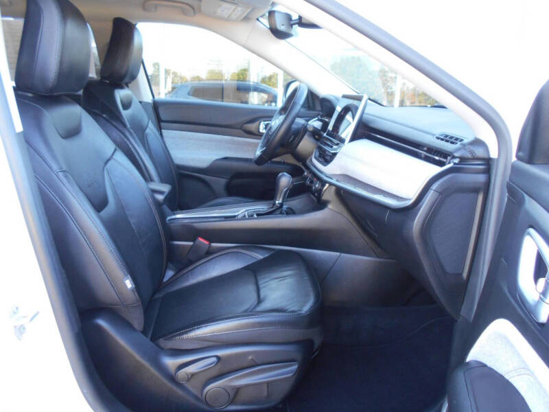 2022 Jeep Compass Latitude Lux