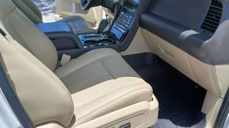 2017 Lincoln Navigator L Reserve