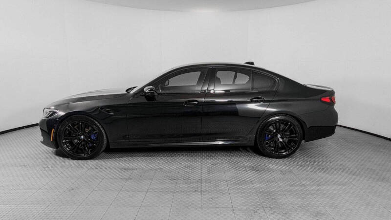 2022 BMW M5