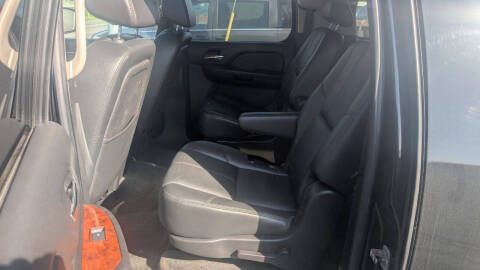 2008 Chevrolet Suburban LTZ