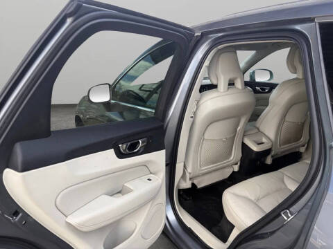 2018 Volvo XC60 T5 Momentum