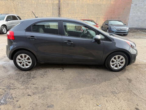 2013 Kia Rio 5-Door EX