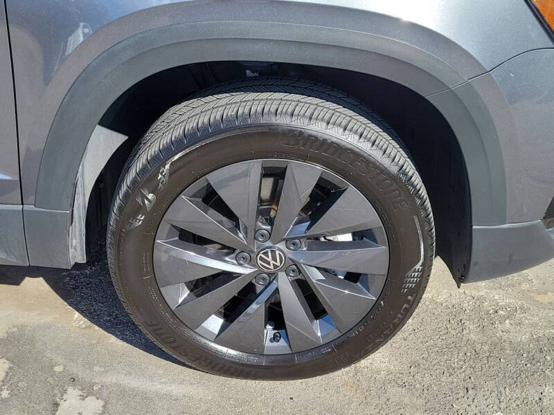 2024 Volkswagen Taos S