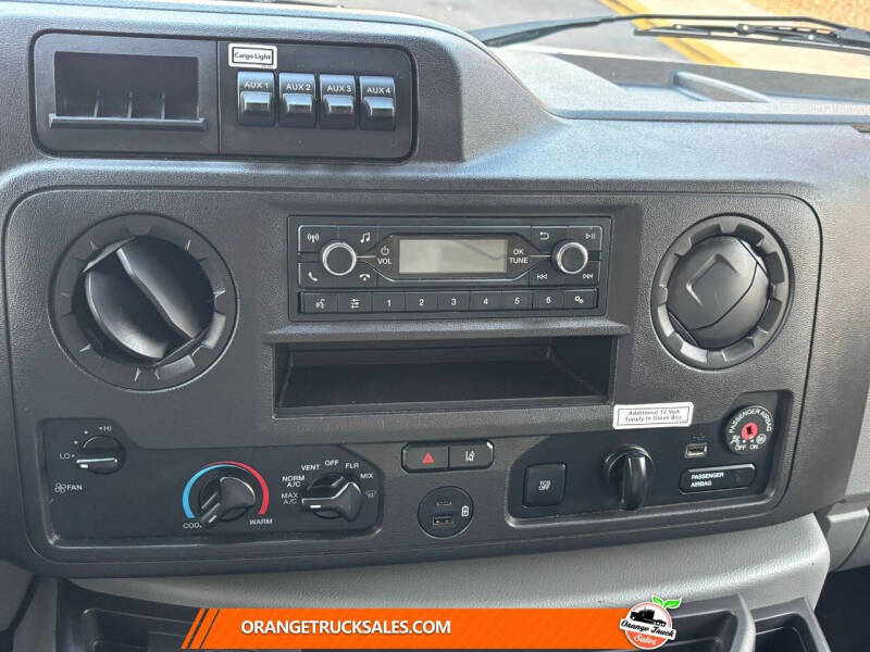 2022 Ford E-Series E-350 SD