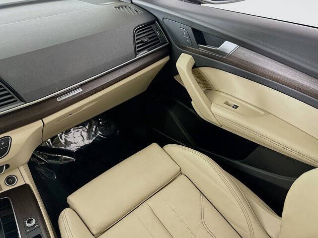 2024 Audi Q5 e quattro S line Prem Pl 55 TFSI