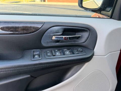 2016 Dodge Grand Caravan SXT