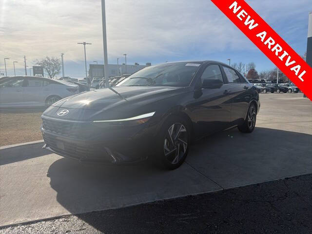 2024 Hyundai Elantra Limited