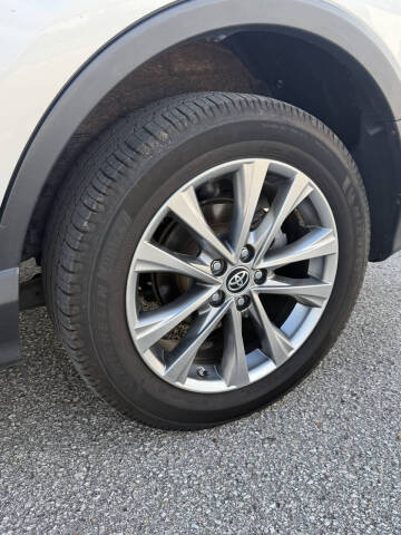 2016 Toyota RAV4 Hybrid Limited
