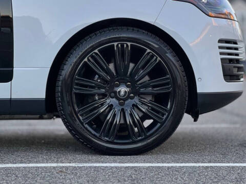 2020 Land Rover Range Rover P525 HSE