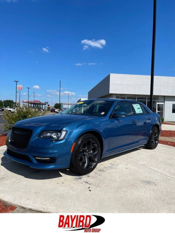2022 Chrysler 300 Touring L