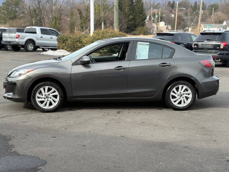 2013 Mazda MAZDA3 i Touring