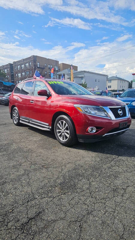 2016 Nissan Pathfinder SL