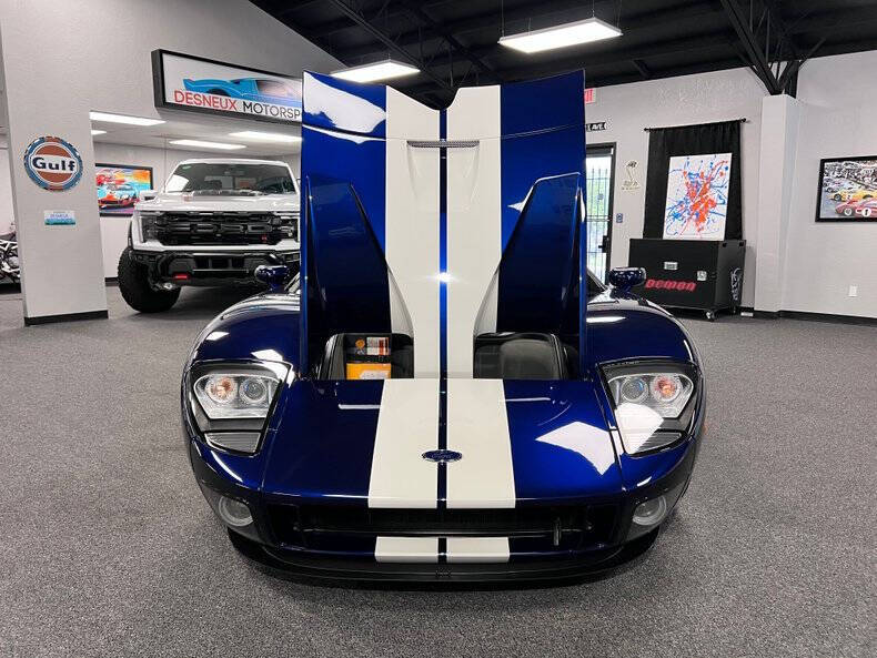 2005 Ford GT