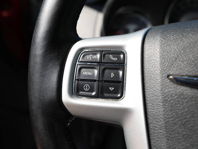 2012 Chrysler 200 Touring