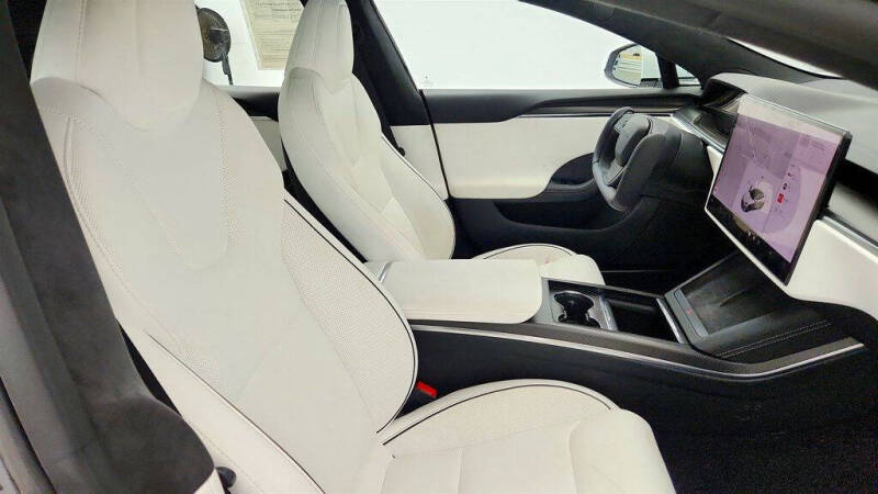 2023 Tesla Model S Plaid