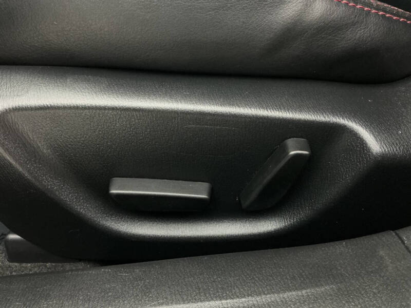 2014 Mazda MAZDA3 s Touring