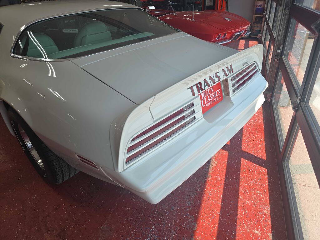 1976 Pontiac Trans Am 16