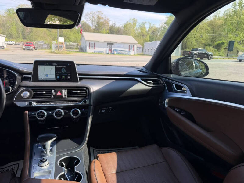 2021 Genesis G70
